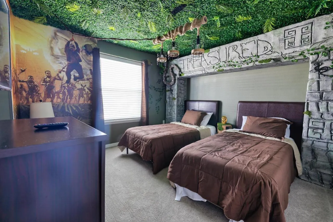 8 Bed Themed Windsor Island Resort Holiday Home Four Corners 0*,  United States
