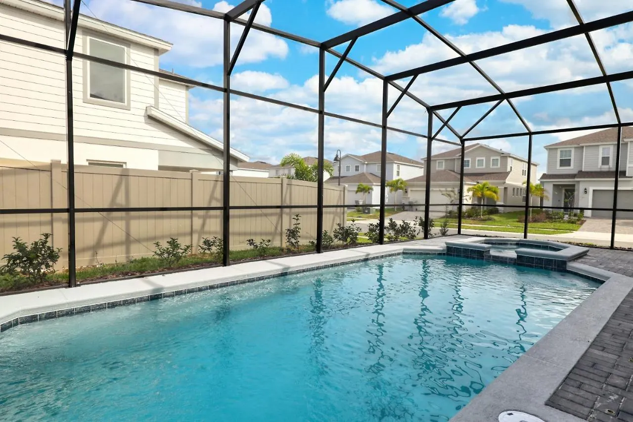8 Bed Themed Windsor Island Resort Holiday Home Four Corners