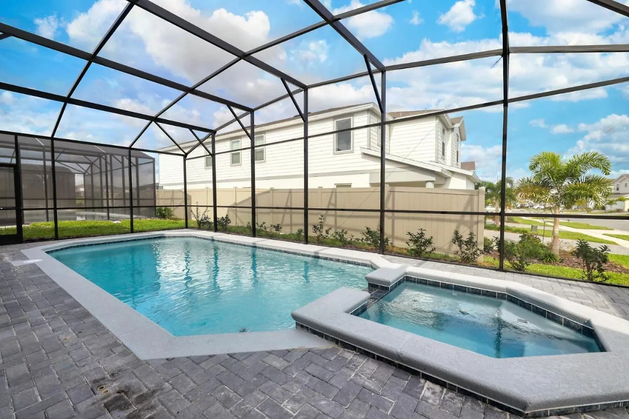8 Bed Themed Windsor Island Resort Holiday Home Four Corners