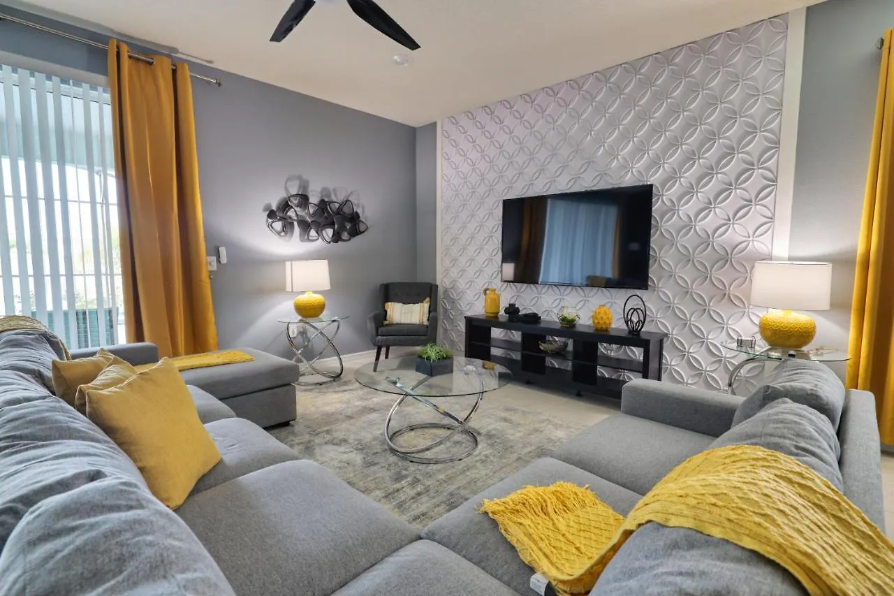 8 Bed Themed Windsor Island Resort Holiday Home Four Corners