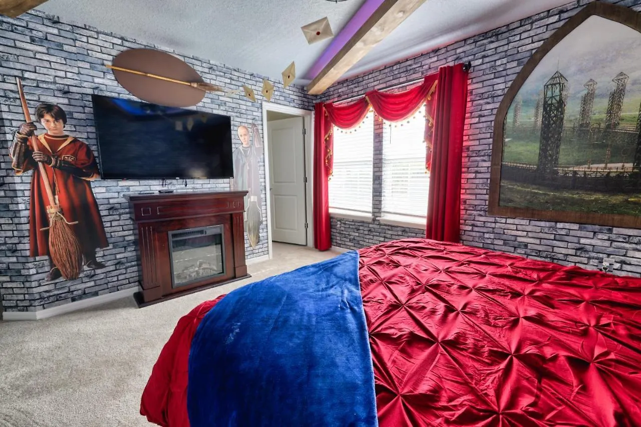 8 Bed Themed Windsor Island Resort Holiday Home Four Corners