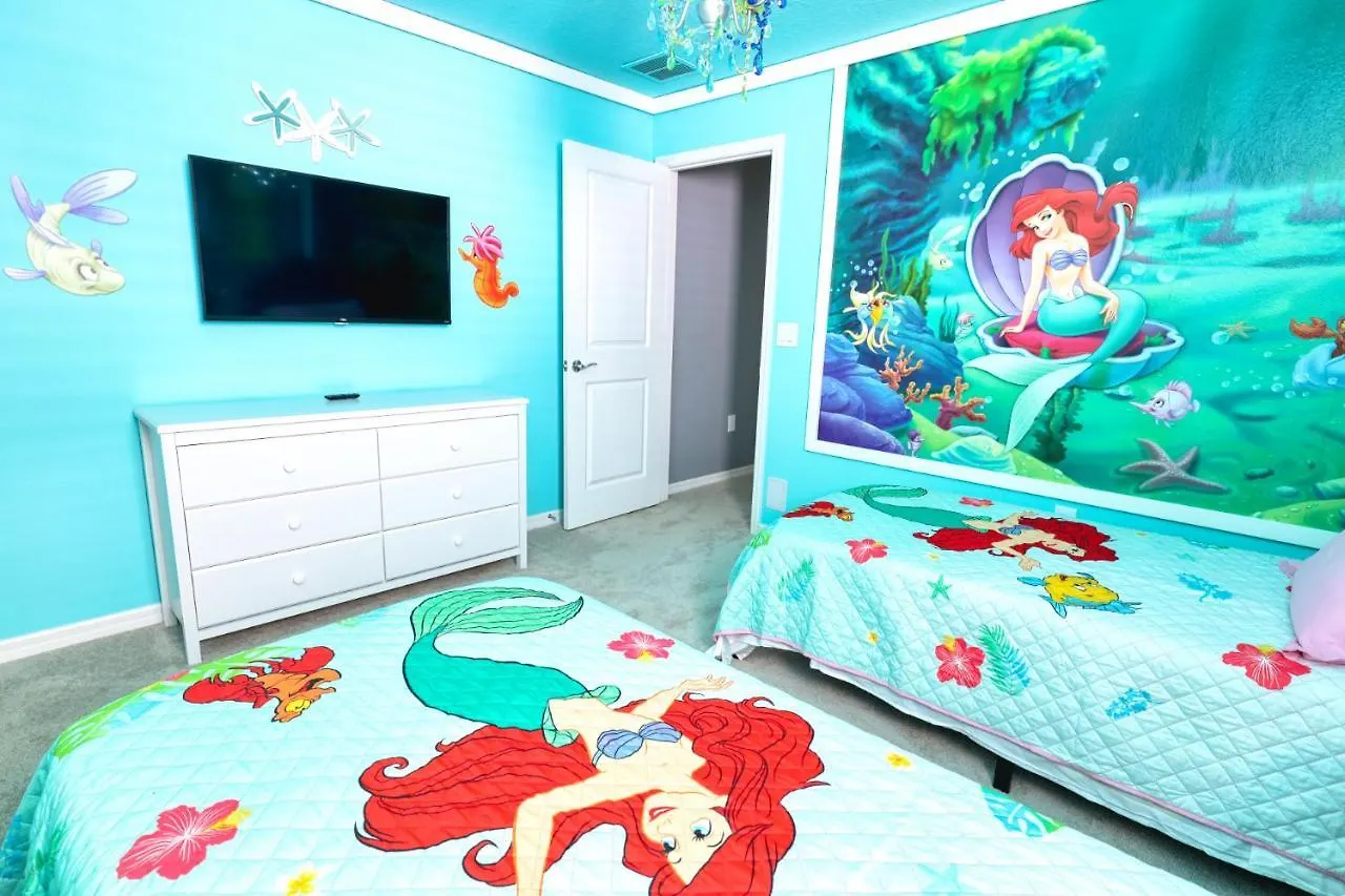 8 Bed Themed Windsor Island Resort Holiday Home Four Corners USA