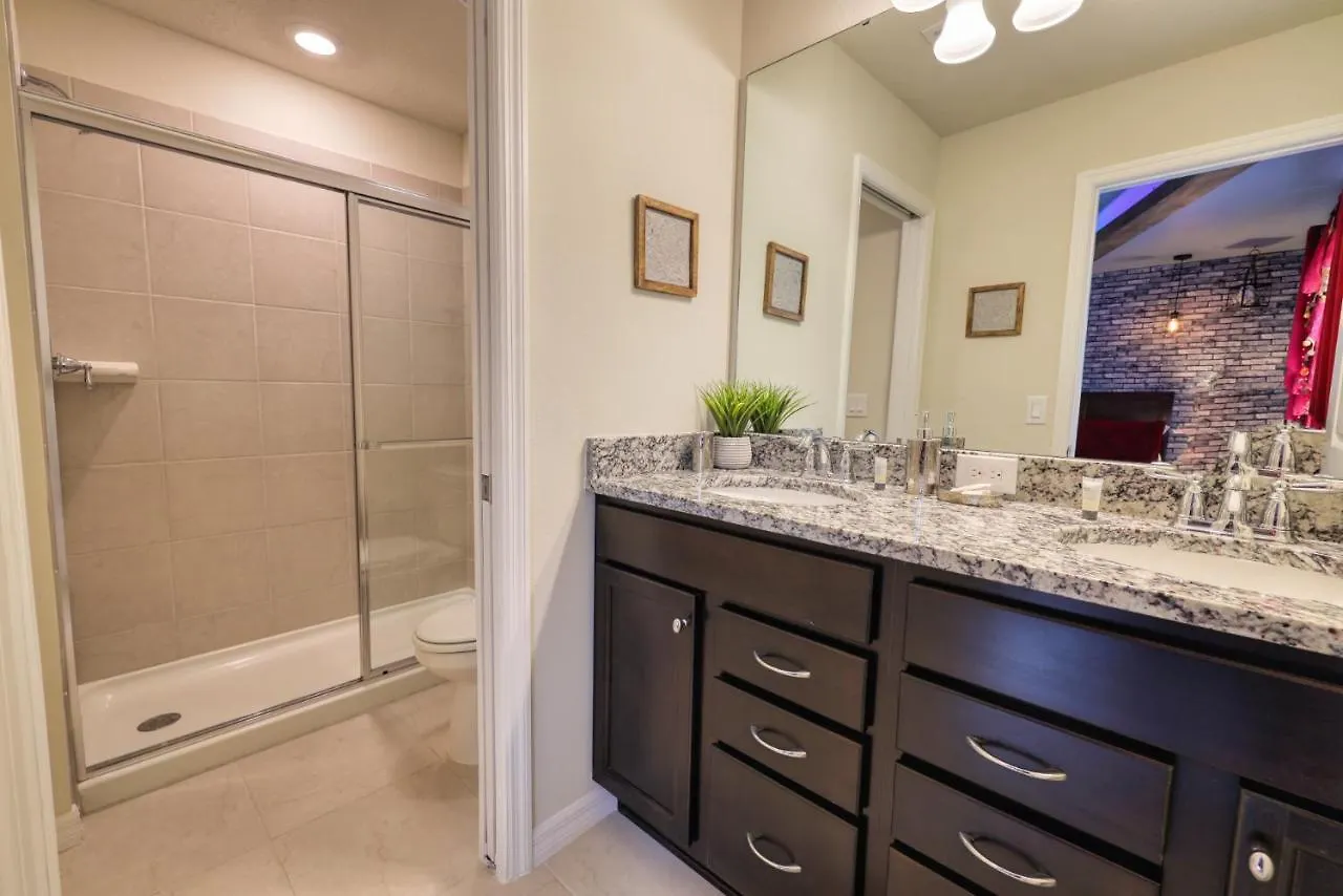 8 Bed Themed Windsor Island Resort Holiday Home Four Corners USA